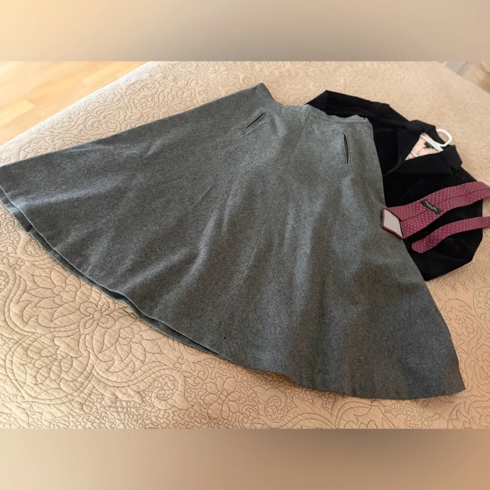 VTG 50s 60s Handmade Gray Wool Full A-Line Skirt, Size S